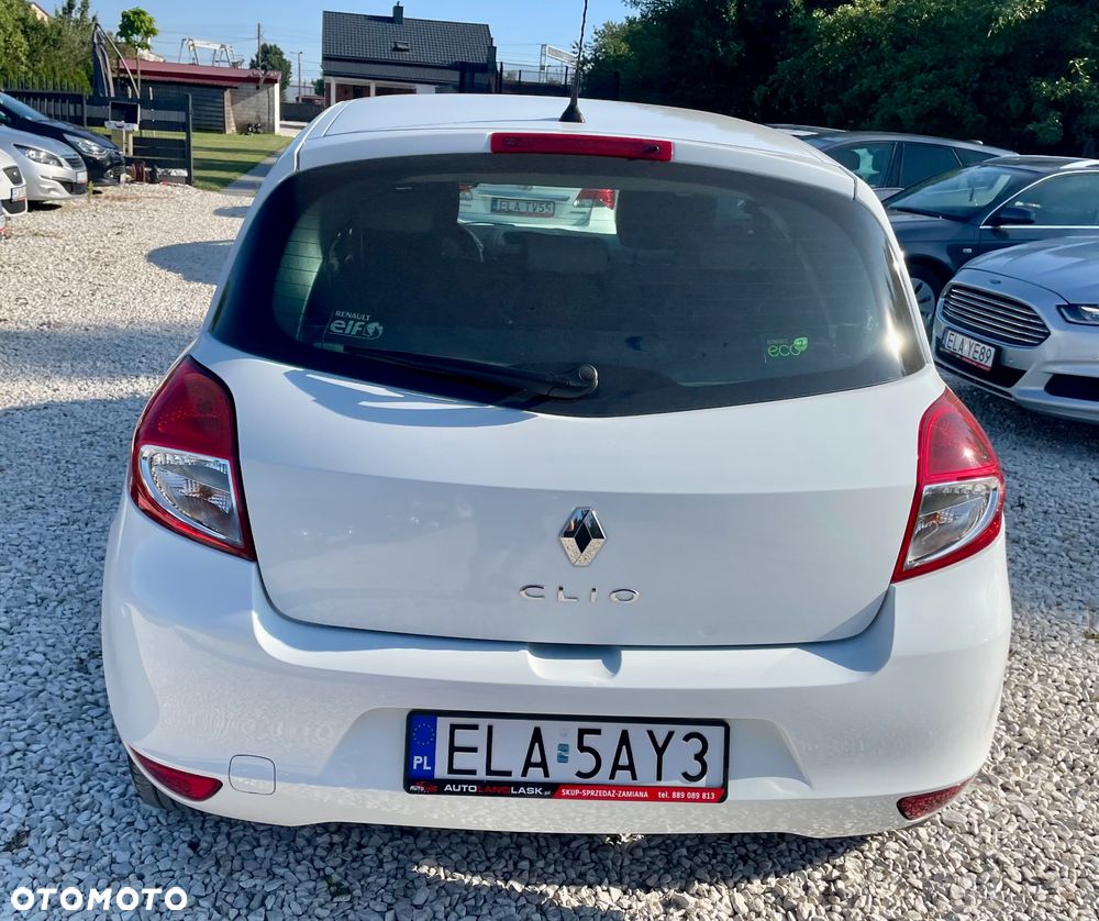 Renault Clio 1.2 16V Authentique - 18