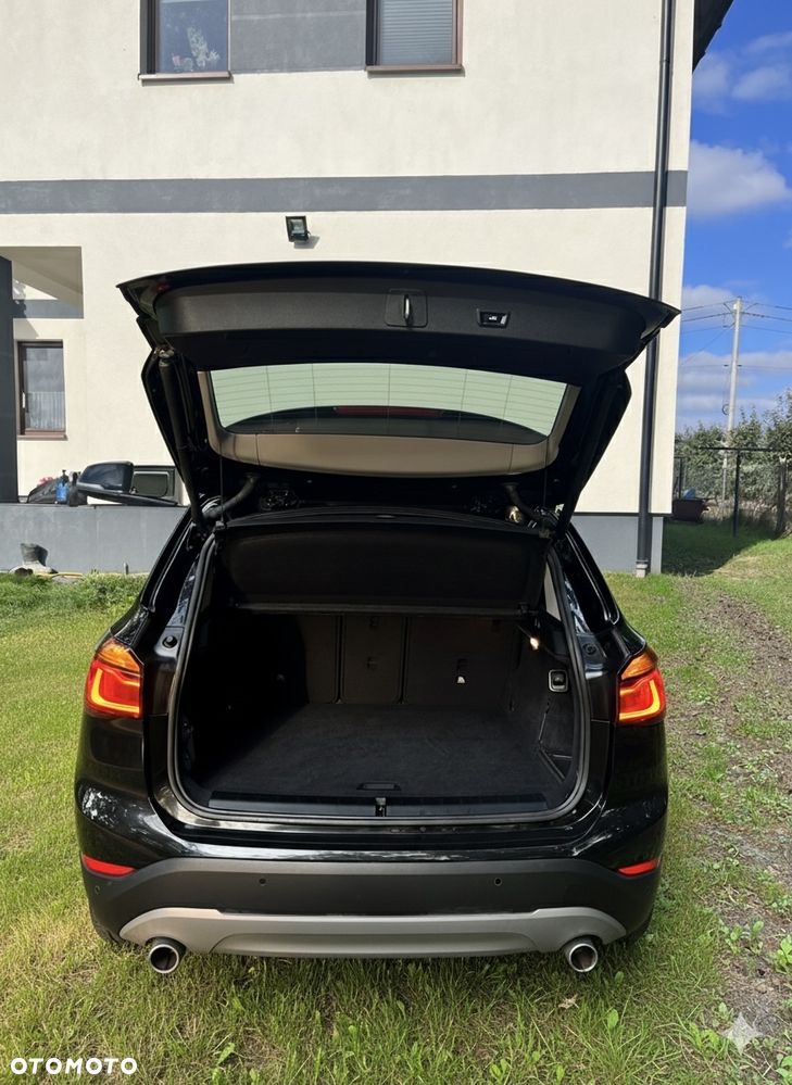 BMW X1 sDrive20i - 9
