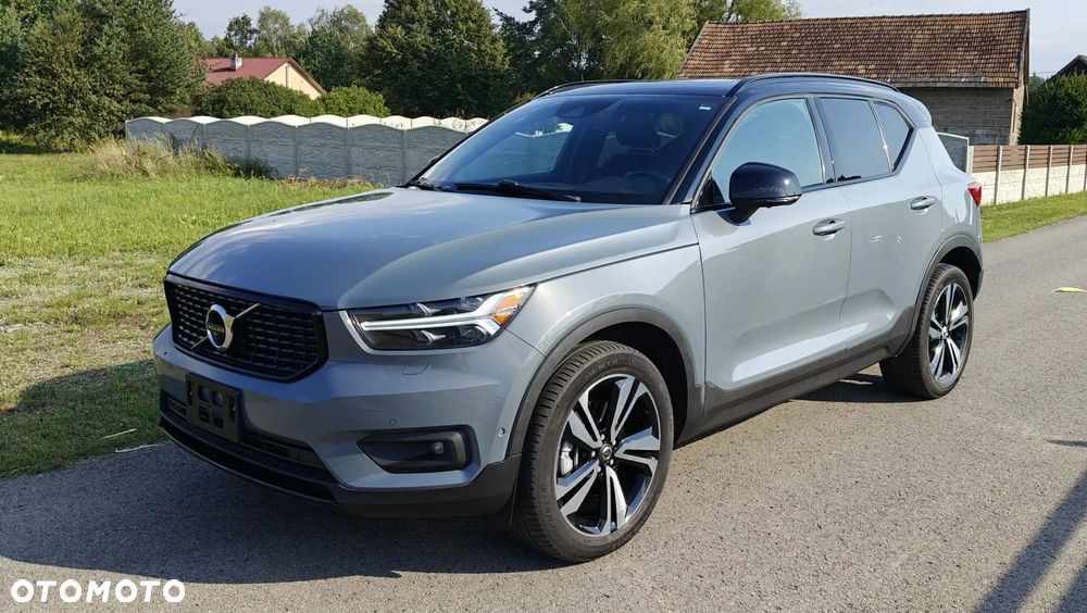 Volvo XC 40 T5 AWD R-Design - 4