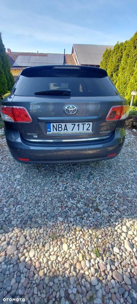 Toyota Avensis 2.0 D-4D - 3