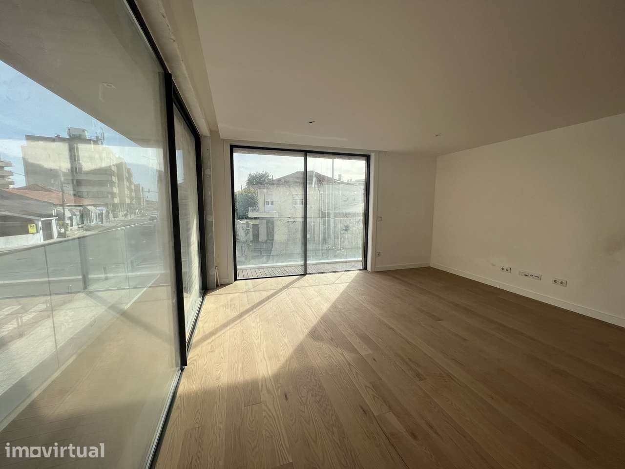 T2 - Matosinhos - Com Lugar de Garagem e Arrumo - Grande imagem: 3/24