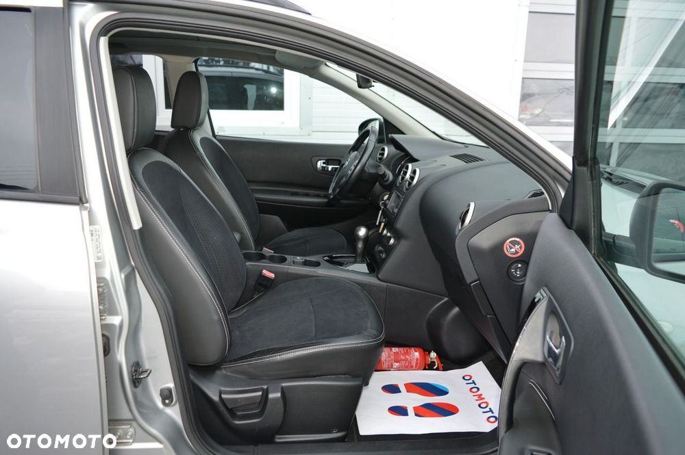 Nissan Qashqai 1.6 Tekna CVT - 28