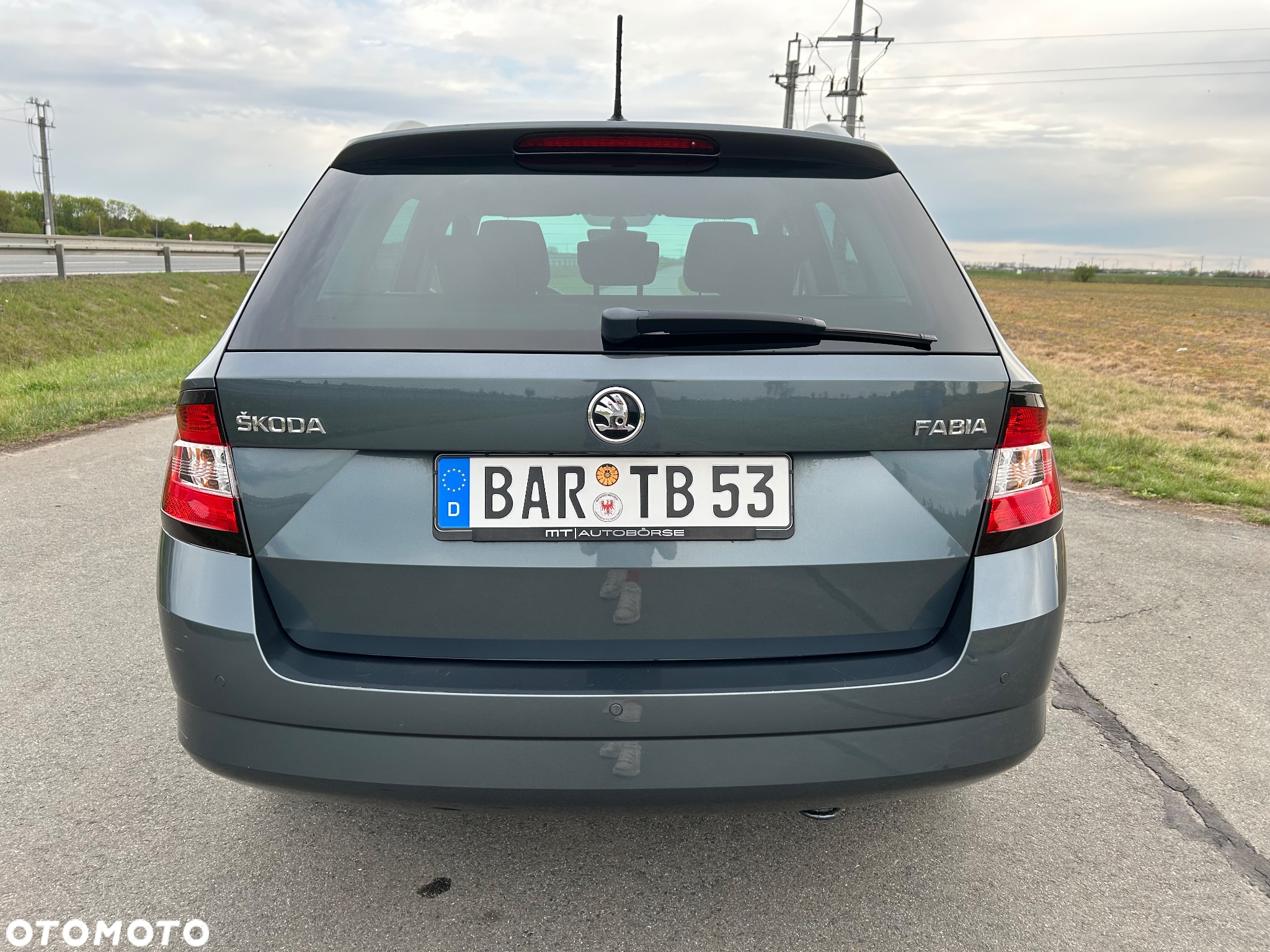 Skoda Fabia 1.2 TSI DSG Joy - 32