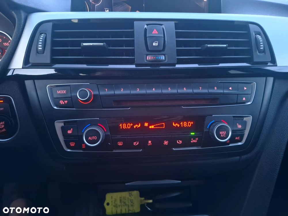 BMW Seria 3 320d Sport Line - 21