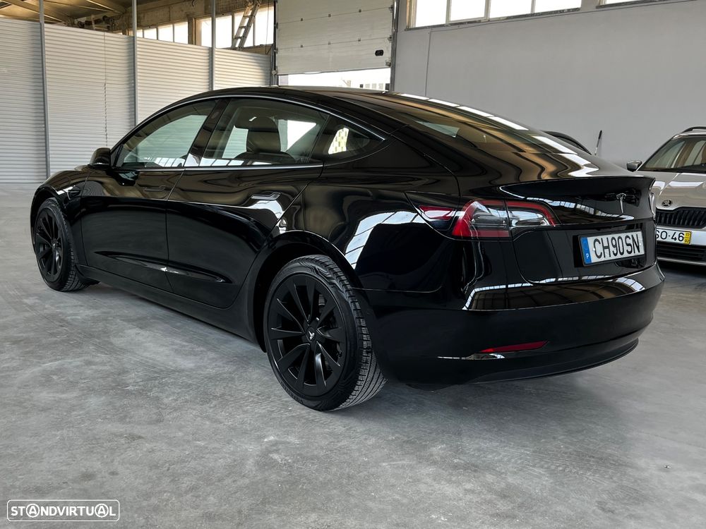 Tesla Model 3 Standard Range Plus RWD - 3