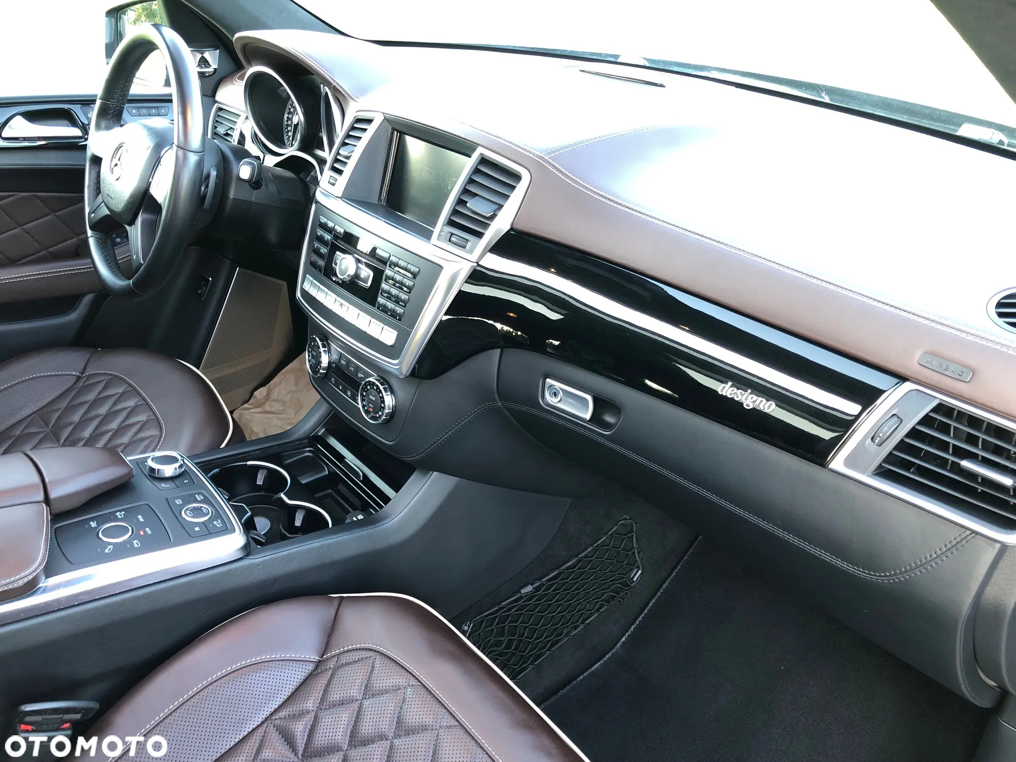 Mercedes-Benz ML 350 BlueTec 4-Matic - 22