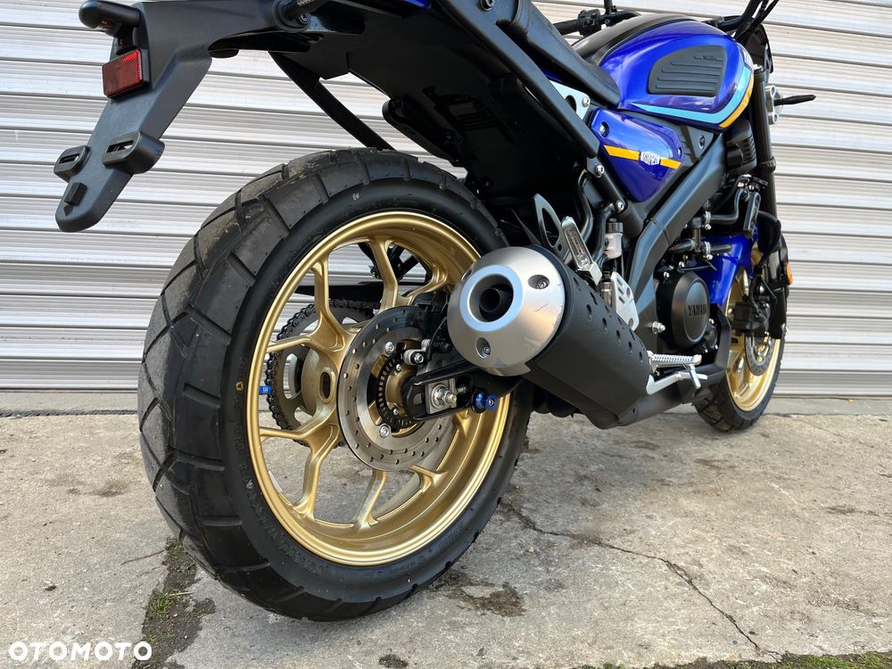 Yamaha XSR - 21