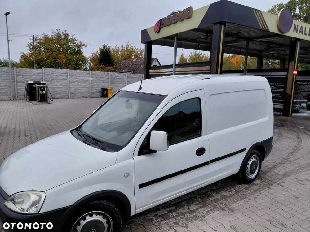 Opel Combo - 9
