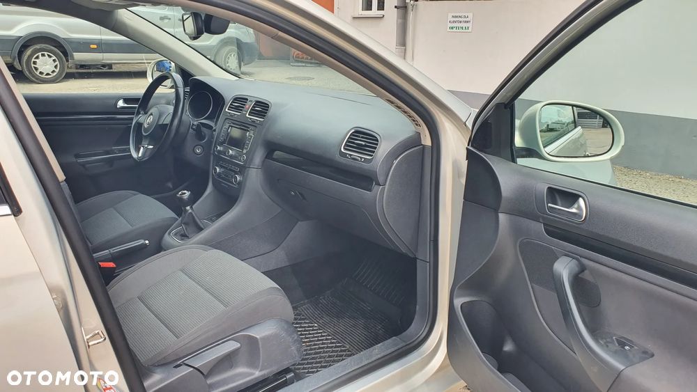 Volkswagen Golf 1.2 TSI Style - 32