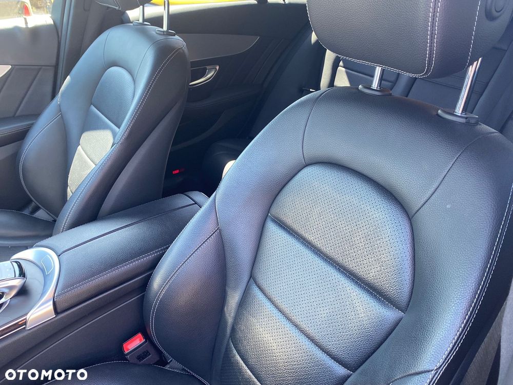 Mercedes-Benz Klasa C 220 d 4MATIC 9G-TRONIC - 25
