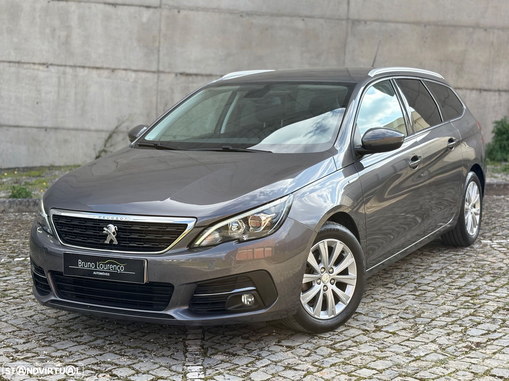 Peugeot 308 1.5 BlueHDi Style - 1