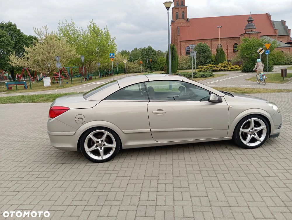 Opel Astra 1.8 Cosmo - 8