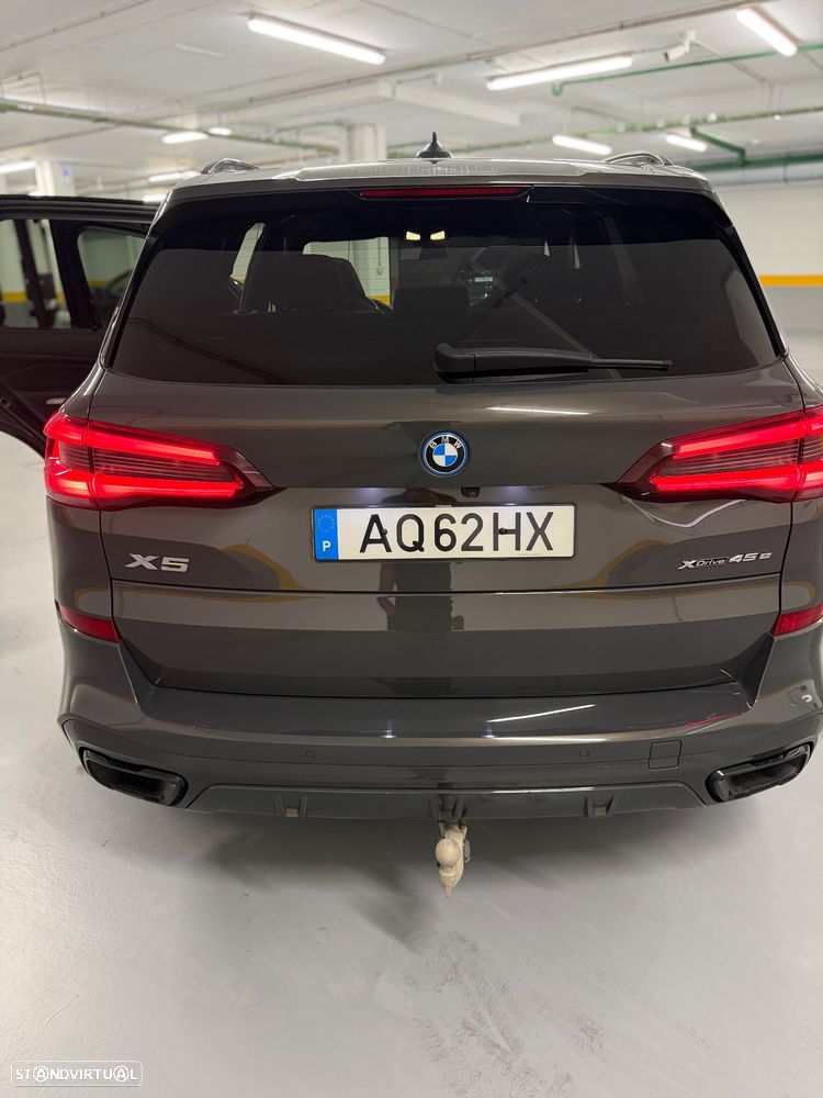 BMW X5 45 e xDrive Pack M 50 anos - 31