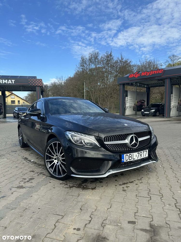Mercedes-Benz Klasa C 300 7G-TRONIC - 23