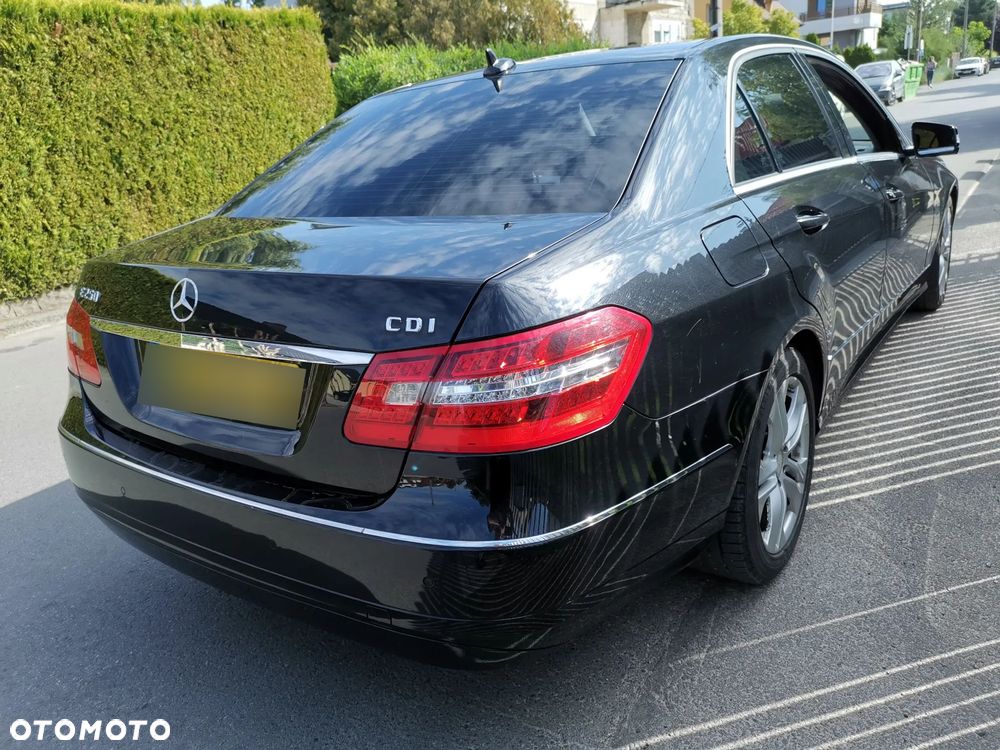 Mercedes-Benz Klasa E 250 CDI BlueEff Avantgarde - 6
