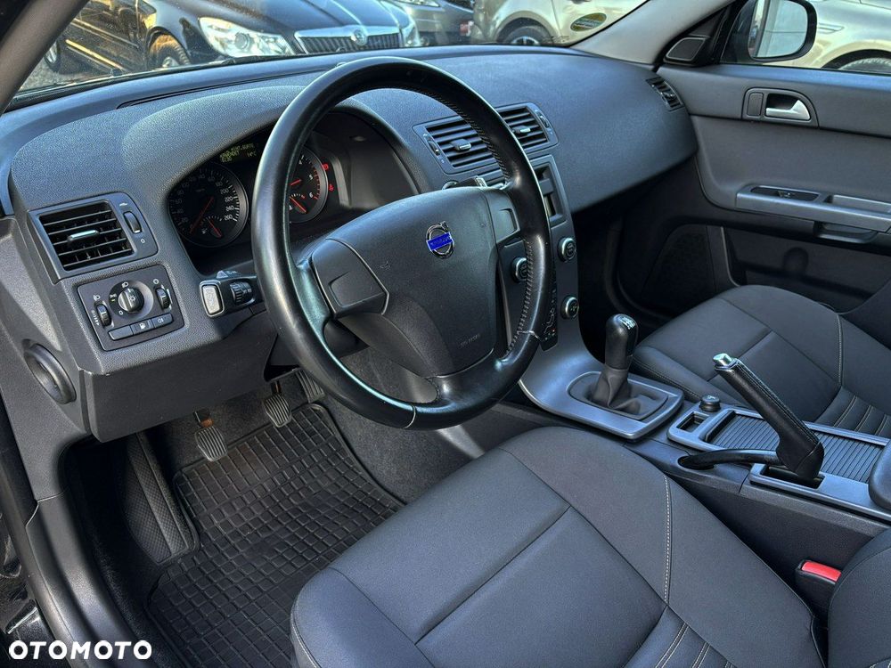 Volvo V50 - 13