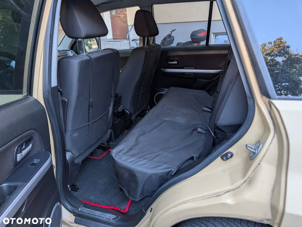 Suzuki Grand Vitara - 11