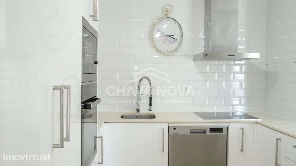 Apartamento t4 à venda na Rua Dom Nuno Álvares Pereira, 188 - Grande imagem: 5/43