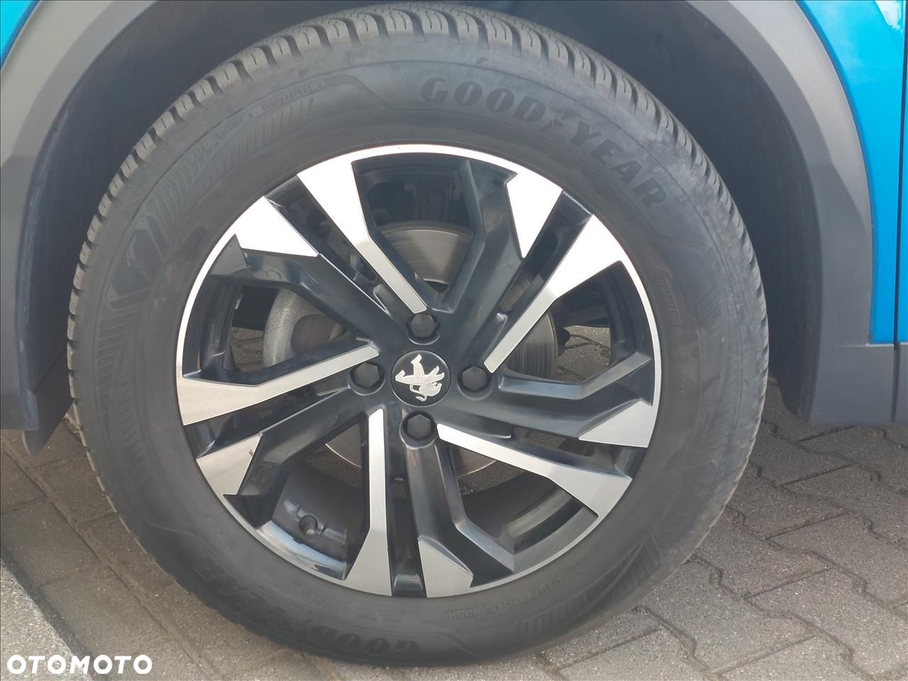 Peugeot 2008 1.2 PureTech Allure Pack S&S - 19