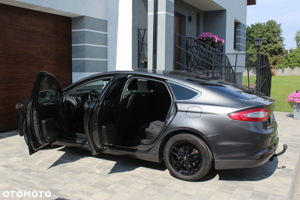 Ford Mondeo 2.0 TDCi Titanium - 10