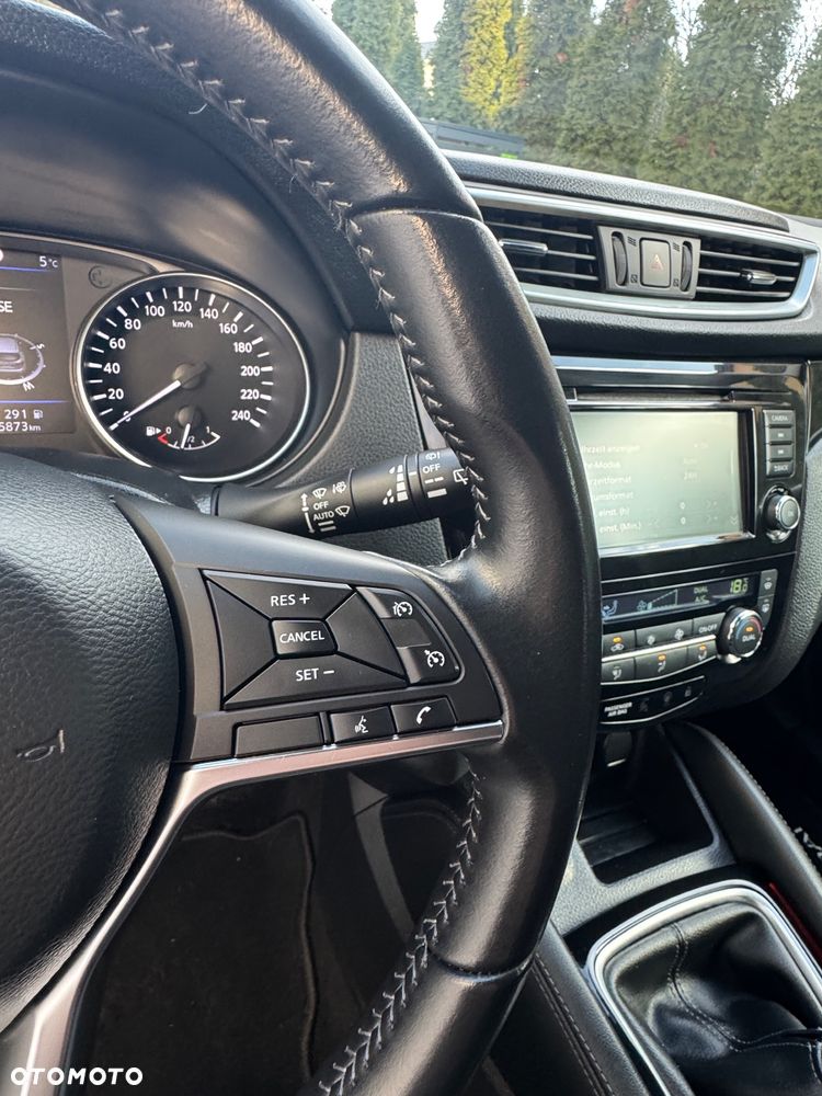 Nissan Qashqai 1.3 DIG-T TEKNA - 15