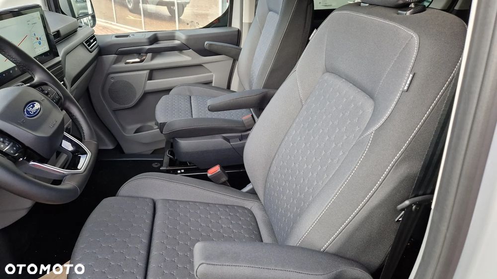 Ford Transit Custom Kombi 320 L2H1 AWD Limited M1 - 19