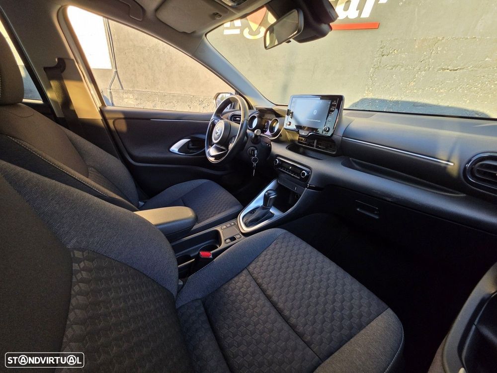 Toyota Yaris 1.5 HDF Exclusive - 11