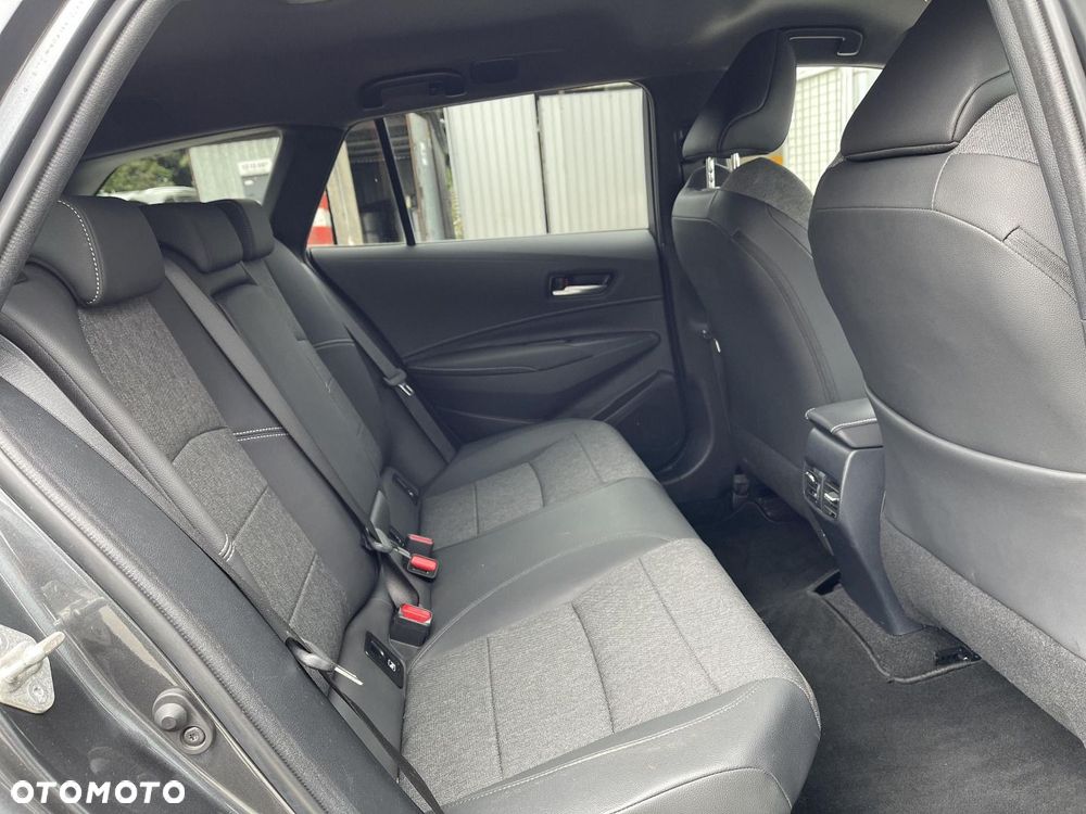 Toyota Corolla - 14