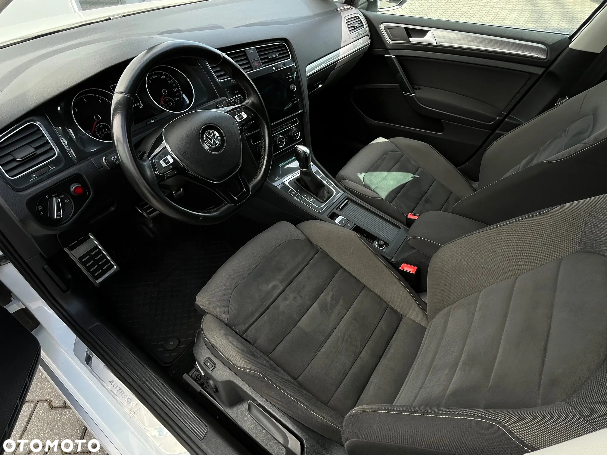 Volkswagen Golf Alltrack 2.0 TDI BMT 4Mot DSG - 15