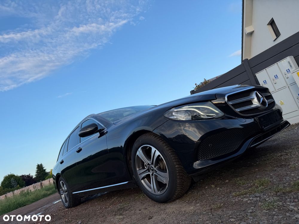 Mercedes-Benz Klasa E 220 d 9G-TRONIC Avantgarde - 23