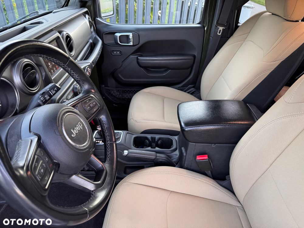 Jeep Wrangler - 7