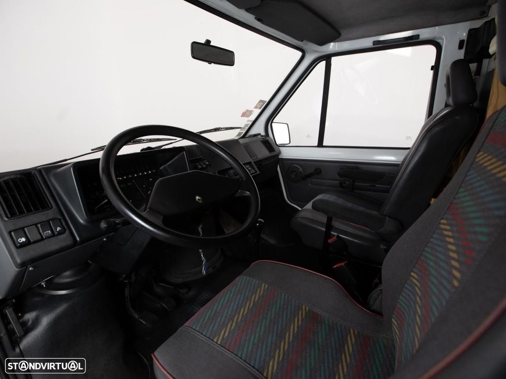 Renault Trafic - 6