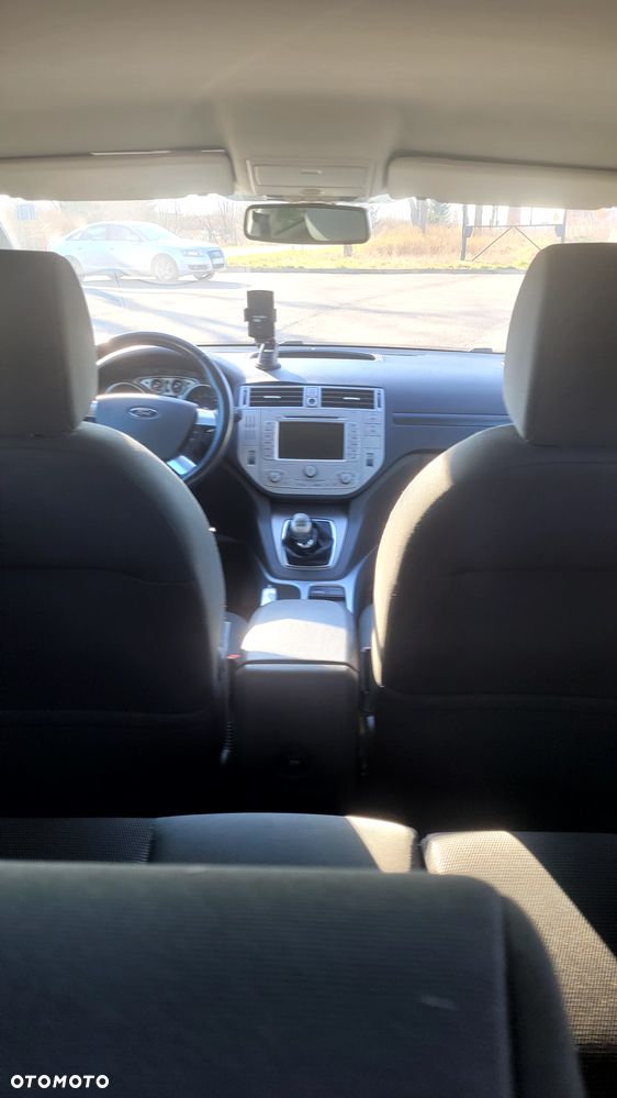 Ford Kuga 2.0 TDCi Titanium - 6