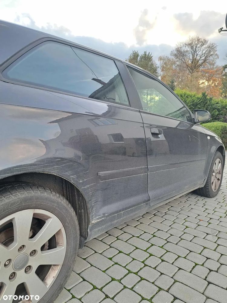 Audi A3 3-drzwiowe 1.6 Ambition - 8