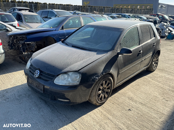 Dezmembrez VW Golf V 1.9 TDI BRU 90CP