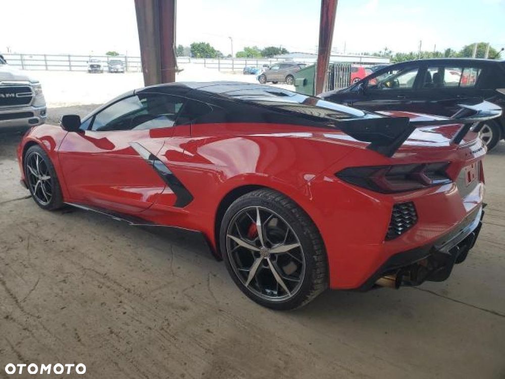 Chevrolet Corvette - 2