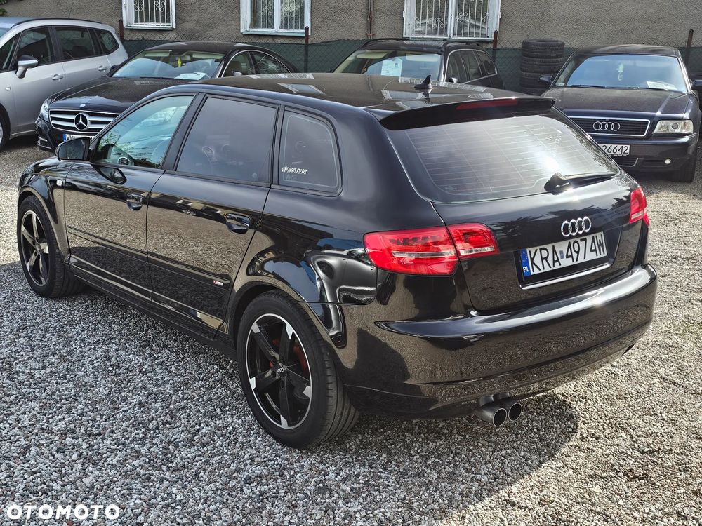 Audi A3 Sportback 2.0 TDI DSG Ambition - 4