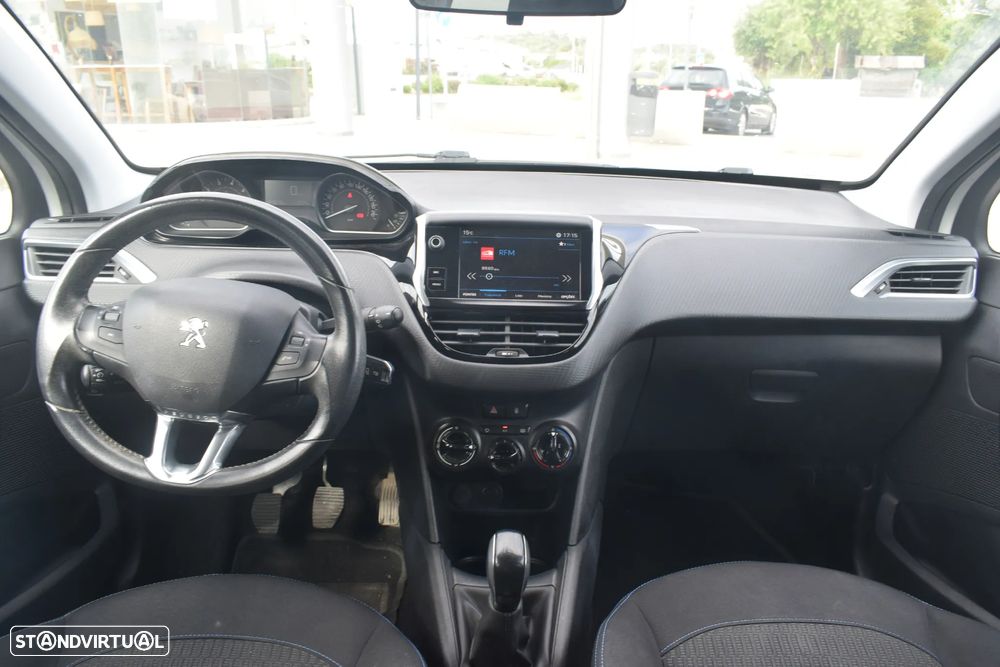 Peugeot 208 1.2 PureTech Style - 7