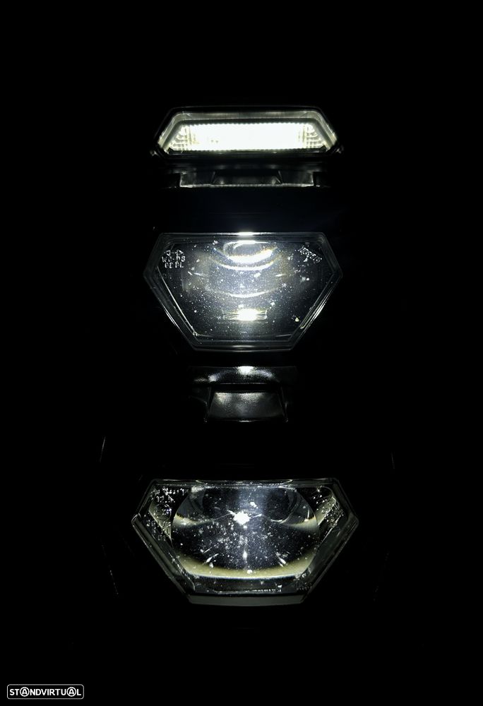 Suzuki GSX 1000 S - 17