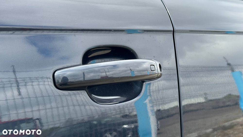 Audi A4 Avant 2.0 TDI DPF clean diesel Attraction - 19