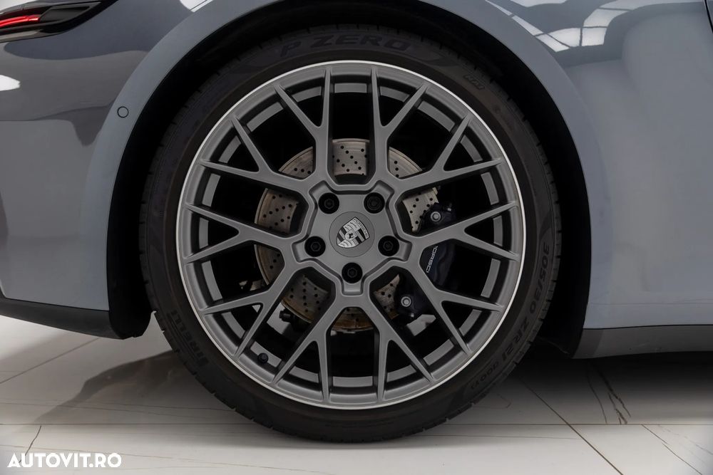 Porsche 911 Carrera PDK - 14