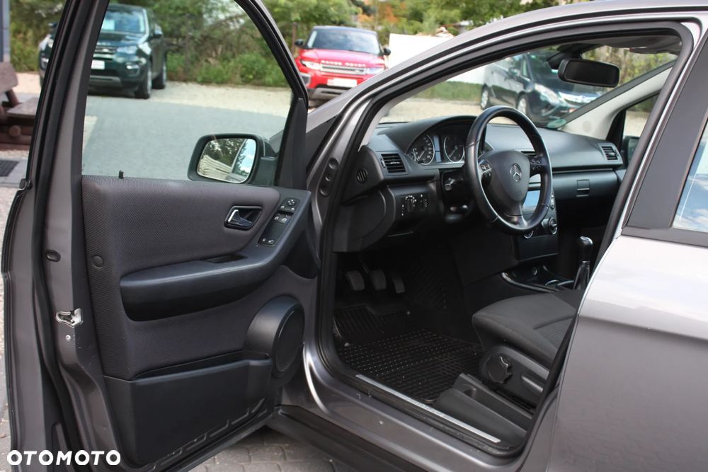 Mercedes-Benz Klasa A 160 CDI DPF BlueEFFICIENCY Special Edition - 8