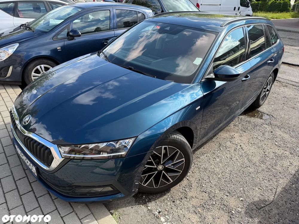Skoda Octavia 1.5 TSI Clever - 3