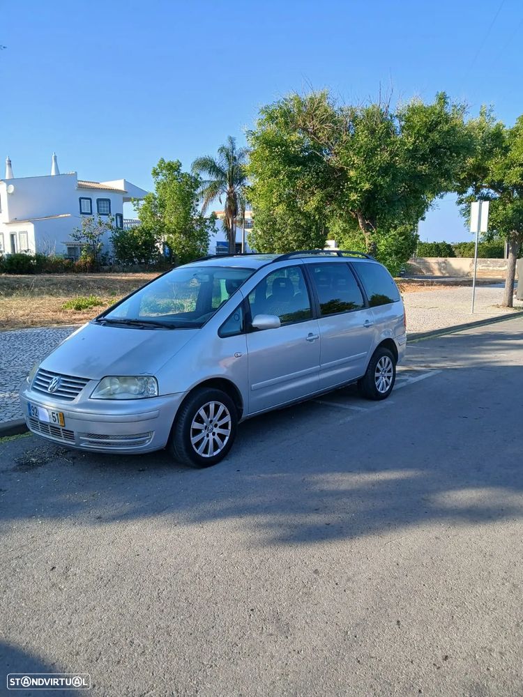 VW Sharan 1.9 TDi Confortline - 1