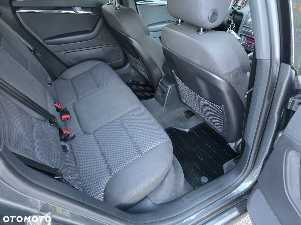 Audi A3 Sportback 2.0 TDI DPF S line Sportpaket - 19
