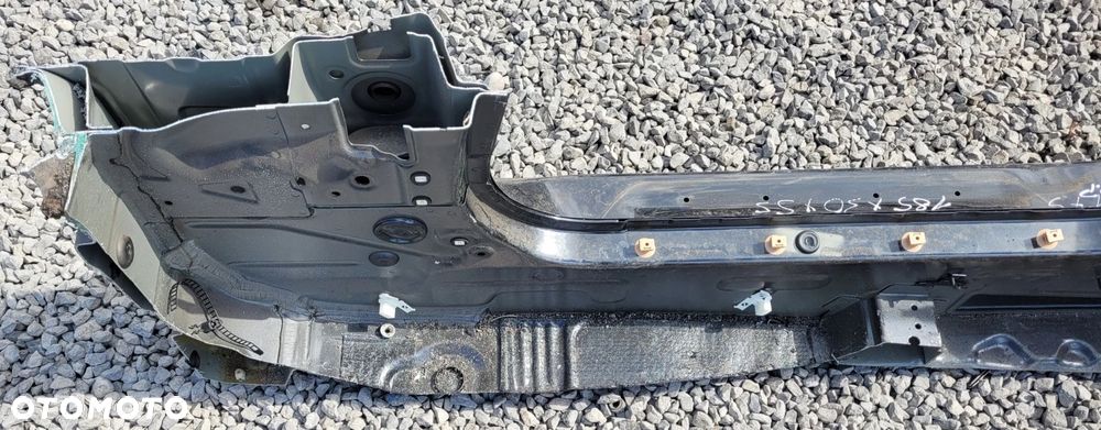 PRÓG CIĘTY PRAWY BMW F30 475 BLACK SAPPHIRE - 2