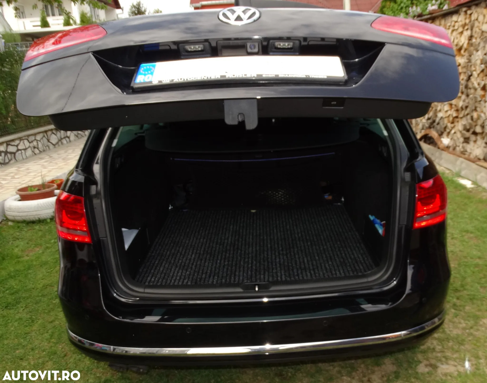 Volkswagen Passat Variant 2.0 Blue TDI SCR Comfortline - 27