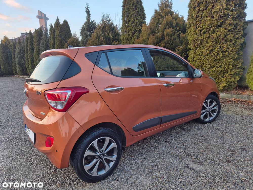 Hyundai i10 1.2 Fifa World Cup Edition - 35