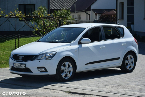 Kia Ceed 1.4 CVVT Spirit