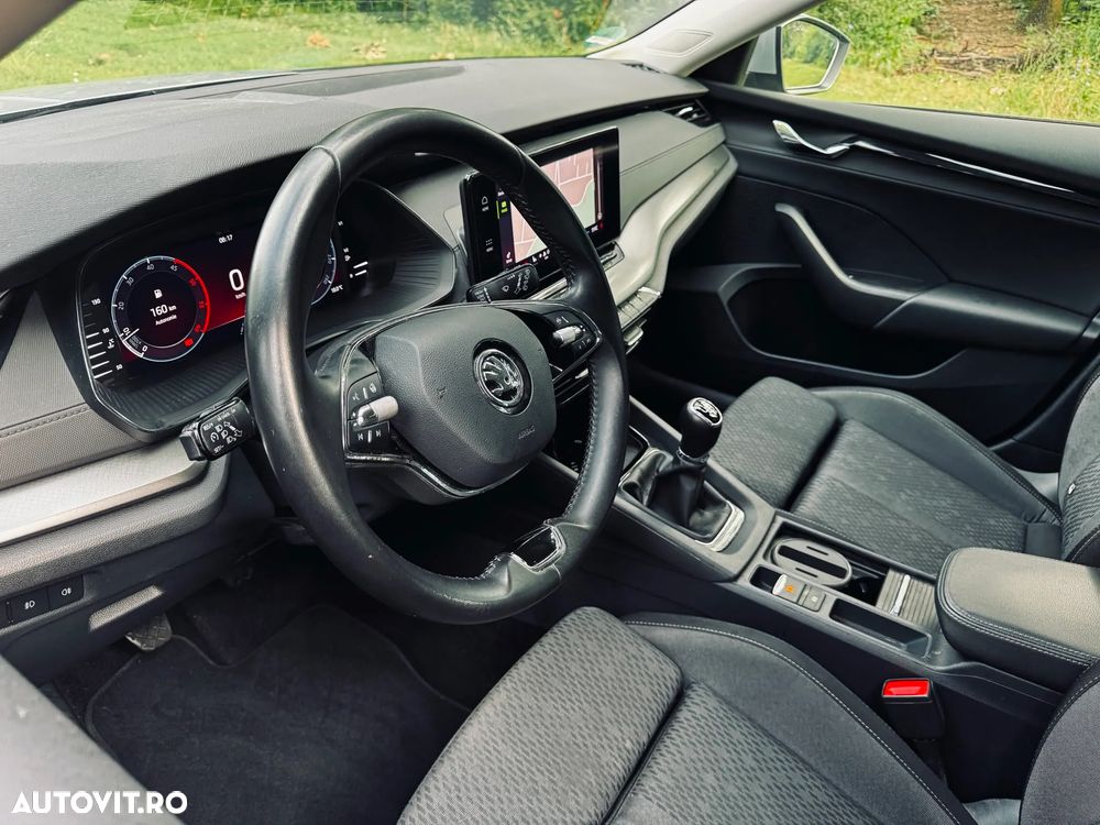 Skoda Octavia 2.0 TDI Clever - 27